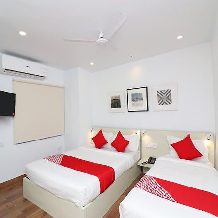 Hotel Oyo 15637 Transit Express Kalkuta Zewnętrze zdjęcie