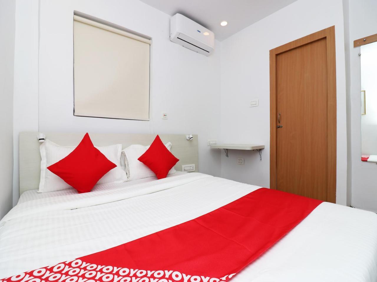 Hotel Oyo 15637 Transit Express Kalkuta Zewnętrze zdjęcie
